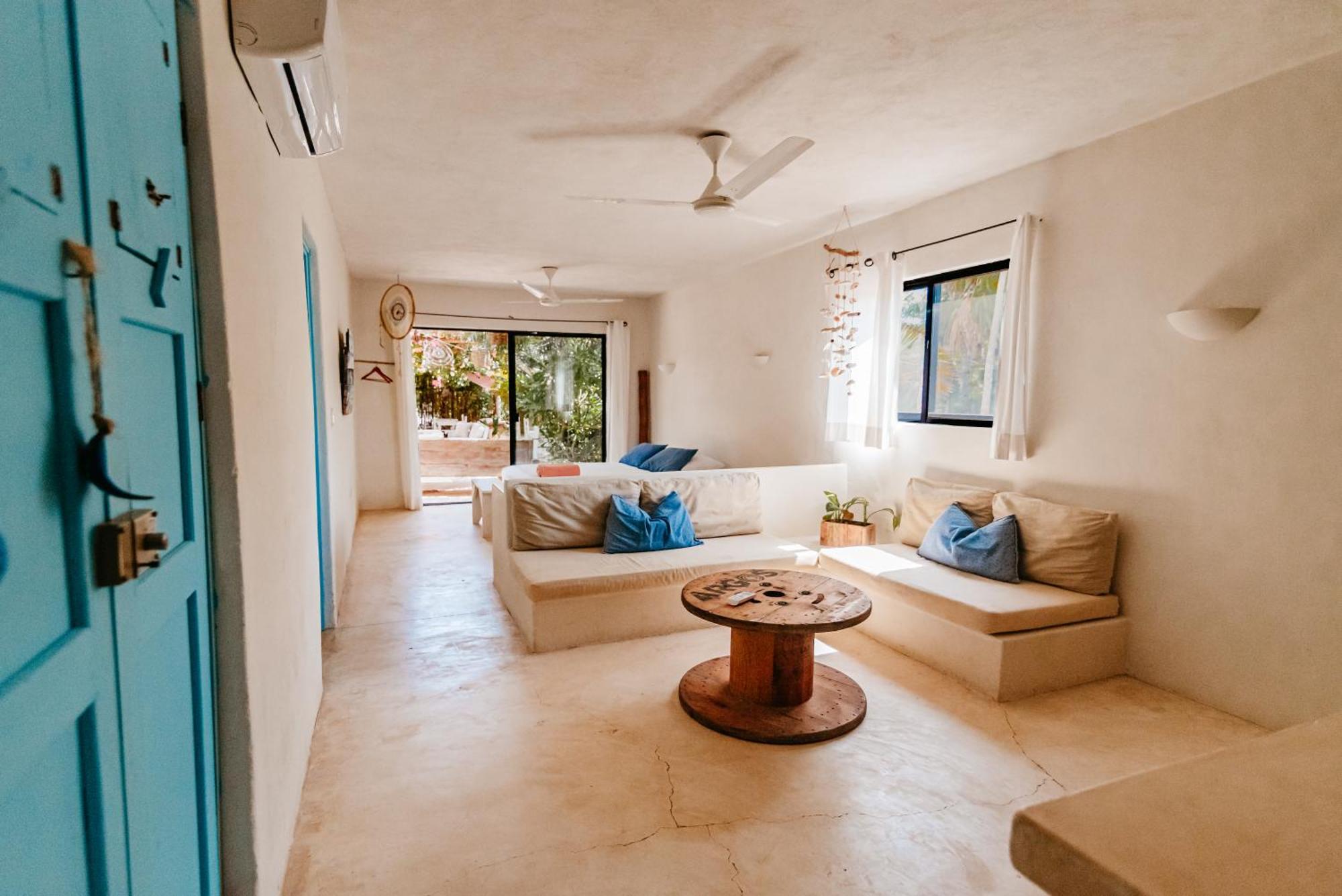 Lunarena Barefoot Hotel Ел Куйо Екстериор снимка
